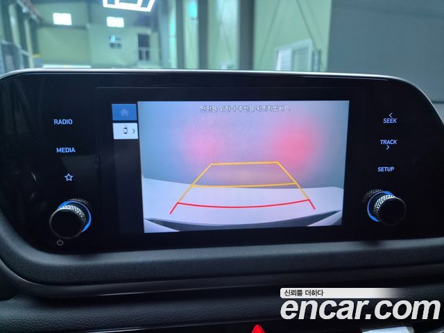 Hyundai Sonata 2022 — photo 17