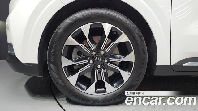 Kia Canival 2021 — photo 5