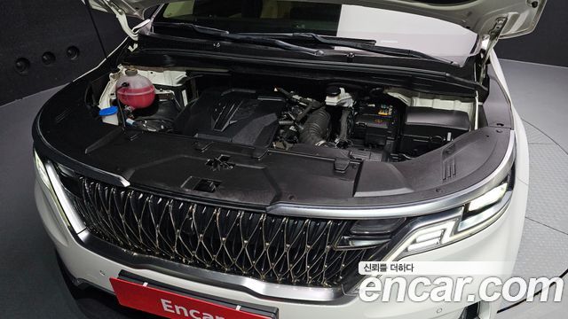 Kia Canival 2021 — photo 6