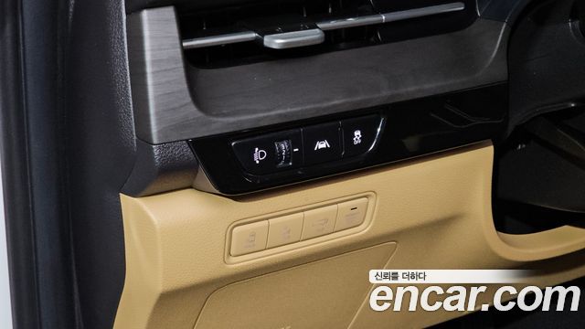 Kia Canival 2021 — photo 27