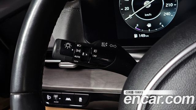 Kia Canival 2021 — photo 28