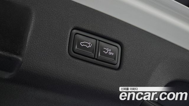 Kia Canival 2021 — photo 37