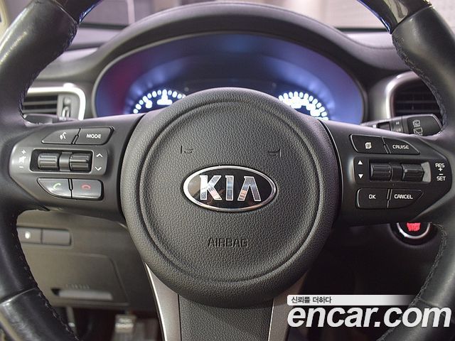 Kia Sorento 2015 — photo 13