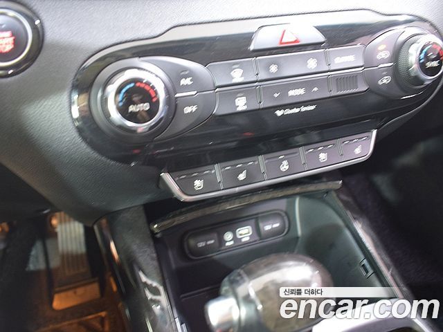 Kia Sorento 2015 — photo 17