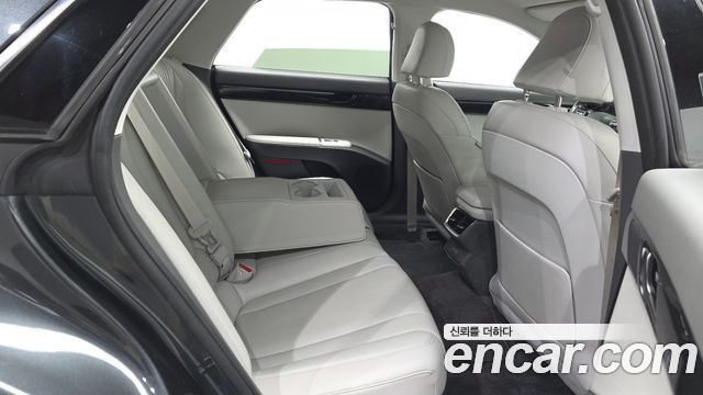 Hyundai Grandeur 2023 — photo 18