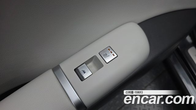 Hyundai Grandeur 2023 — photo 25