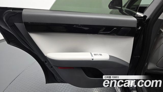 Hyundai Grandeur 2023 — photo 15
