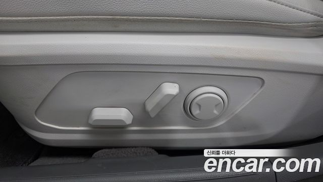 Hyundai Grandeur 2023 — photo 31