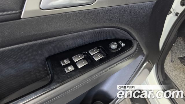 KG Mobility Rexton 2019 — photo 35