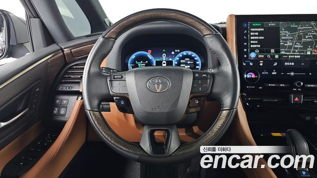 Toyota Alphard 2024 — photo 19