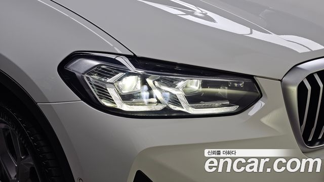 BMW X3 2022 — photo 8