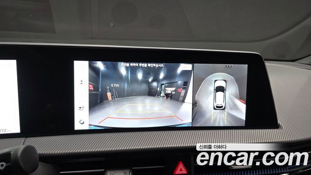 Kia EV6 2023 — photo 15