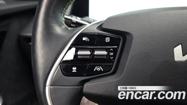 Kia EV6 2023 — photo 17