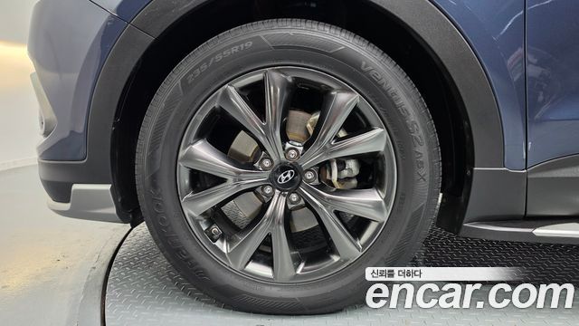 Hyundai Santafe 2017 — photo 5
