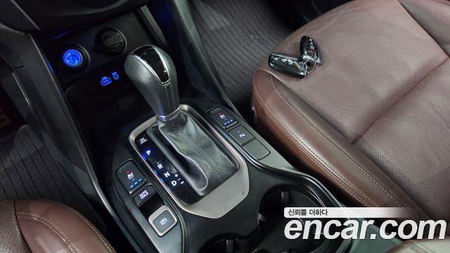 Hyundai Santafe 2017 — photo 12