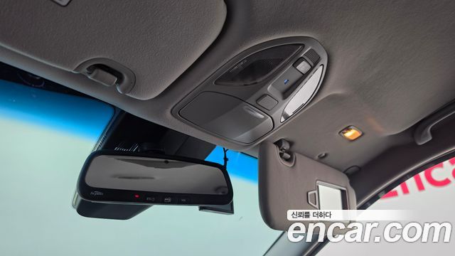 Hyundai Santafe 2017 — photo 25