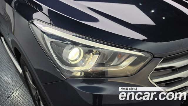 Hyundai Santafe 2017 — photo 8