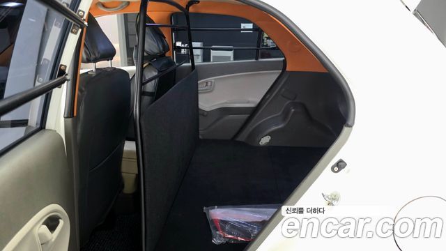 Kia morning 2013 — photo 11