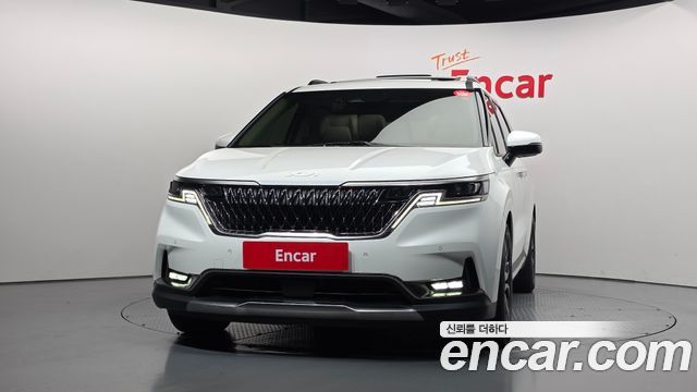 Kia Canival 2023 — photo 3