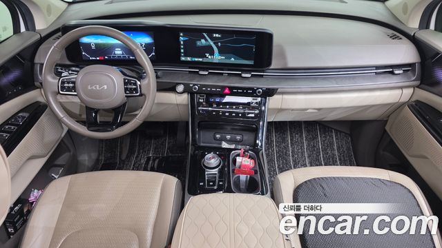 Kia Canival 2023 — photo 7