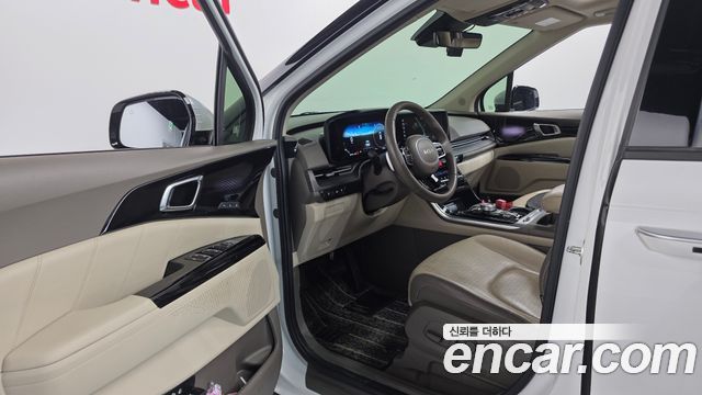 Kia Canival 2023 — photo 12