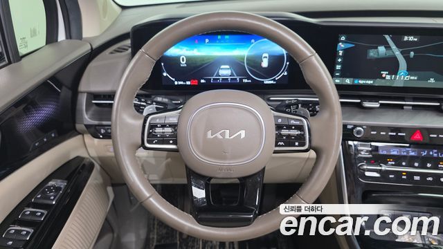 Kia Canival 2023 — photo 14