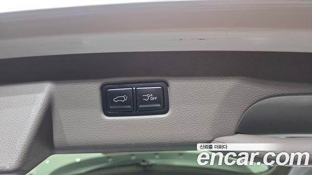 Kia Canival 2023 — photo 20