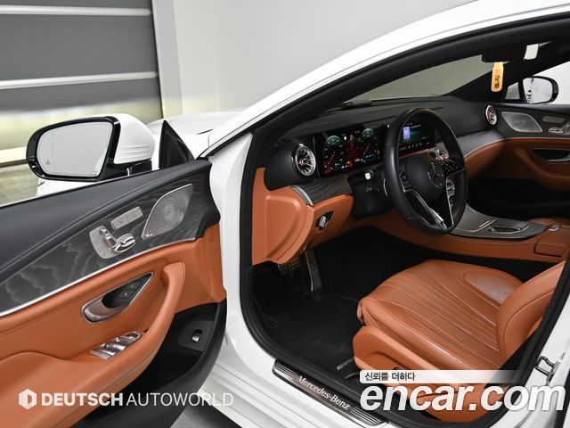 Mercedes-Benz CLS-Class 2022 — photo 11