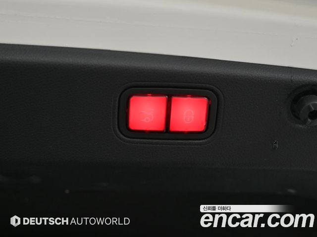 Mercedes-Benz CLS-Class 2022 — photo 20
