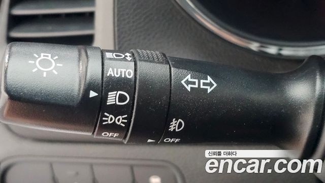 Kia K3 2014 — photo 18