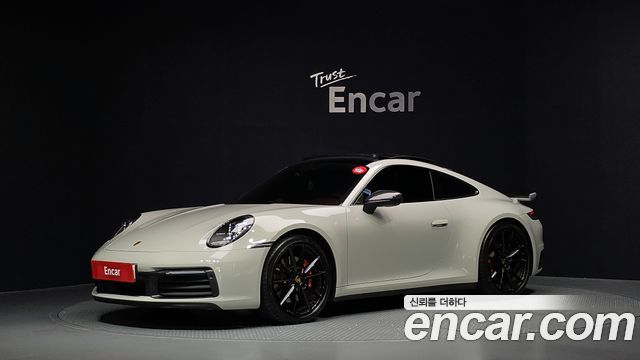 Porsche 911 2021 — photo 1