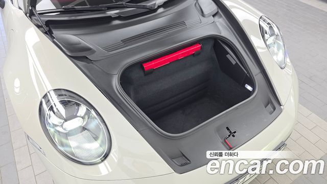 Porsche 911 2021 — photo 6