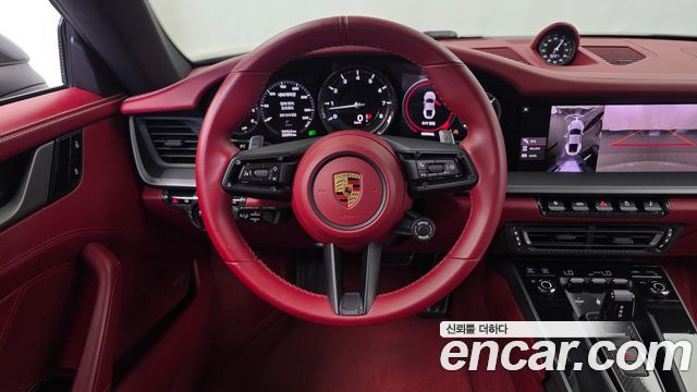 Porsche 911 2021 — photo 19