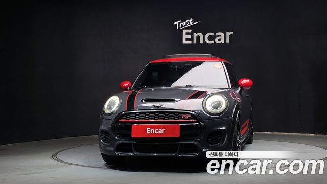 Mini Cooper 2015 — photo 3