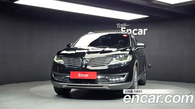 Lincoln MKX 2017 — photo 3