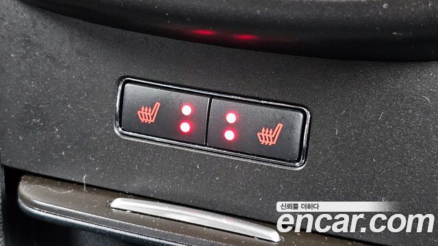 Lincoln MKX 2017 — photo 19