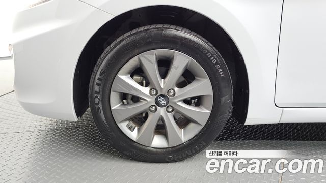 Hyundai Accent 2019 — photo 5