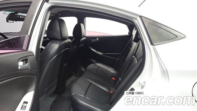 Hyundai Accent 2019 — photo 12
