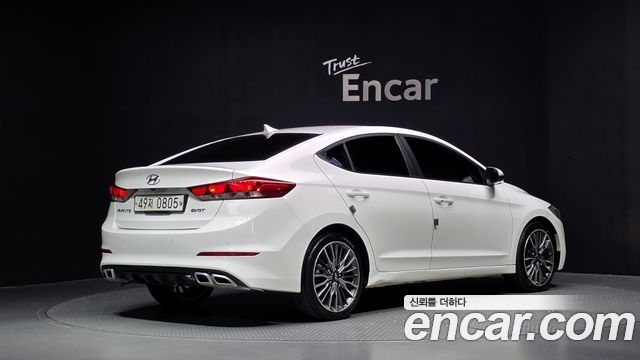 Hyundai AVANTE 2017 — photo 2