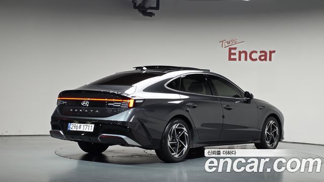 Hyundai Sonata 2024 — photo 2