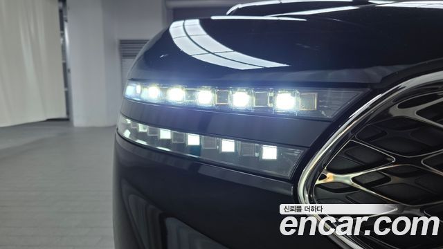 Genesis G90 2022 — photo 8