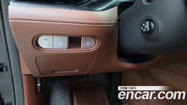 Genesis G90 2022 — photo 28