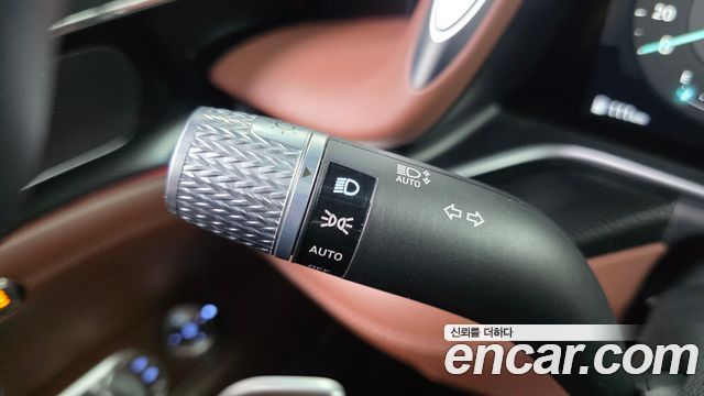 Genesis G90 2022 — photo 30