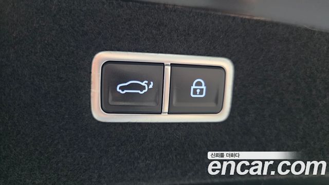 Genesis G90 2022 — photo 33