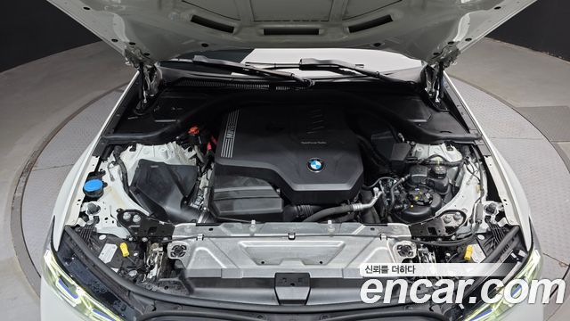 BMW 3-Series 2023 — photo 6