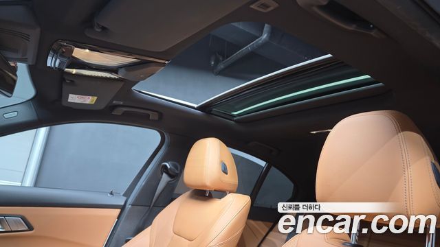 BMW 3-Series 2023 — photo 27