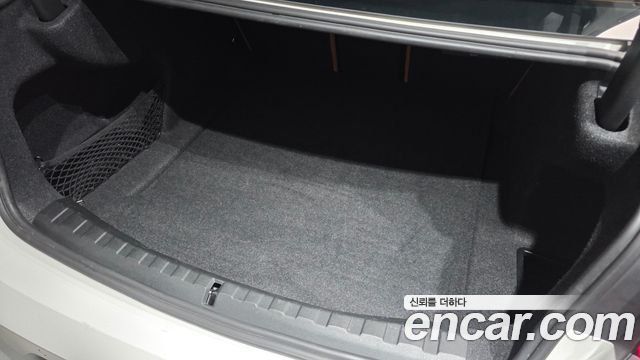 BMW 3-Series 2023 — photo 30