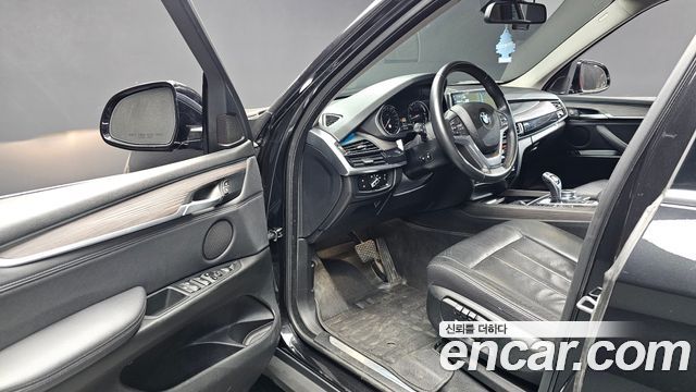 BMW X5 2017 — photo 10