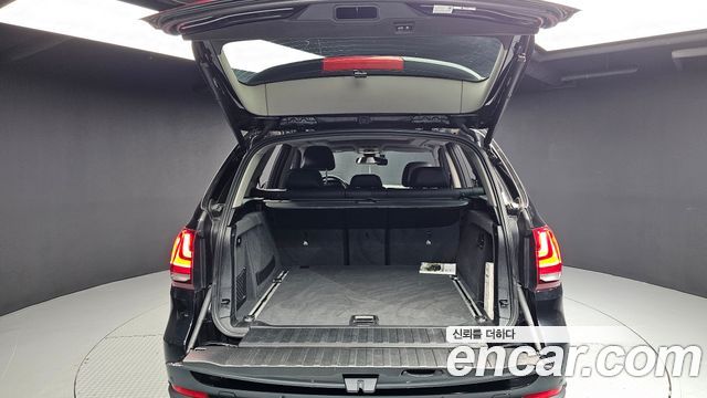 BMW X5 2017 — photo 20