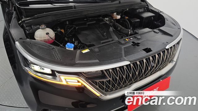 Kia Canival 2023 — photo 6